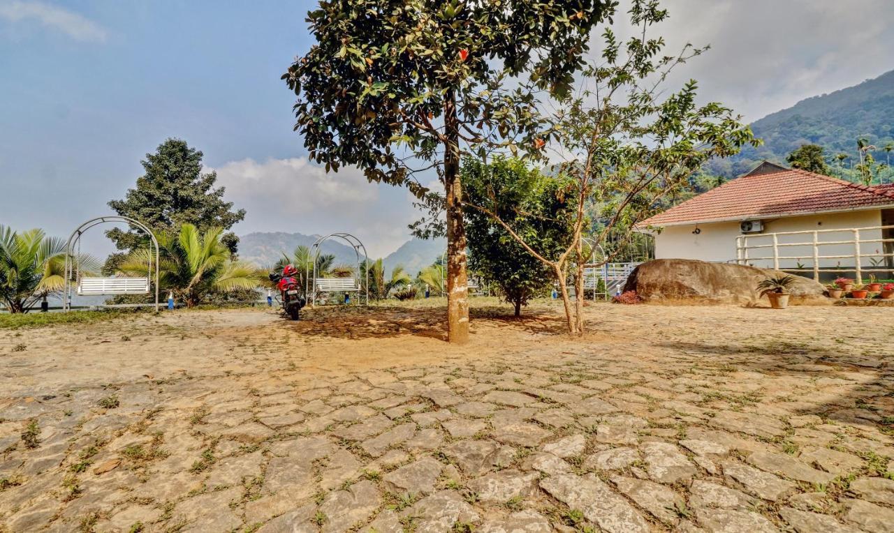 Treebo Tryst Jathika Resorts コージコード エクステリア 写真